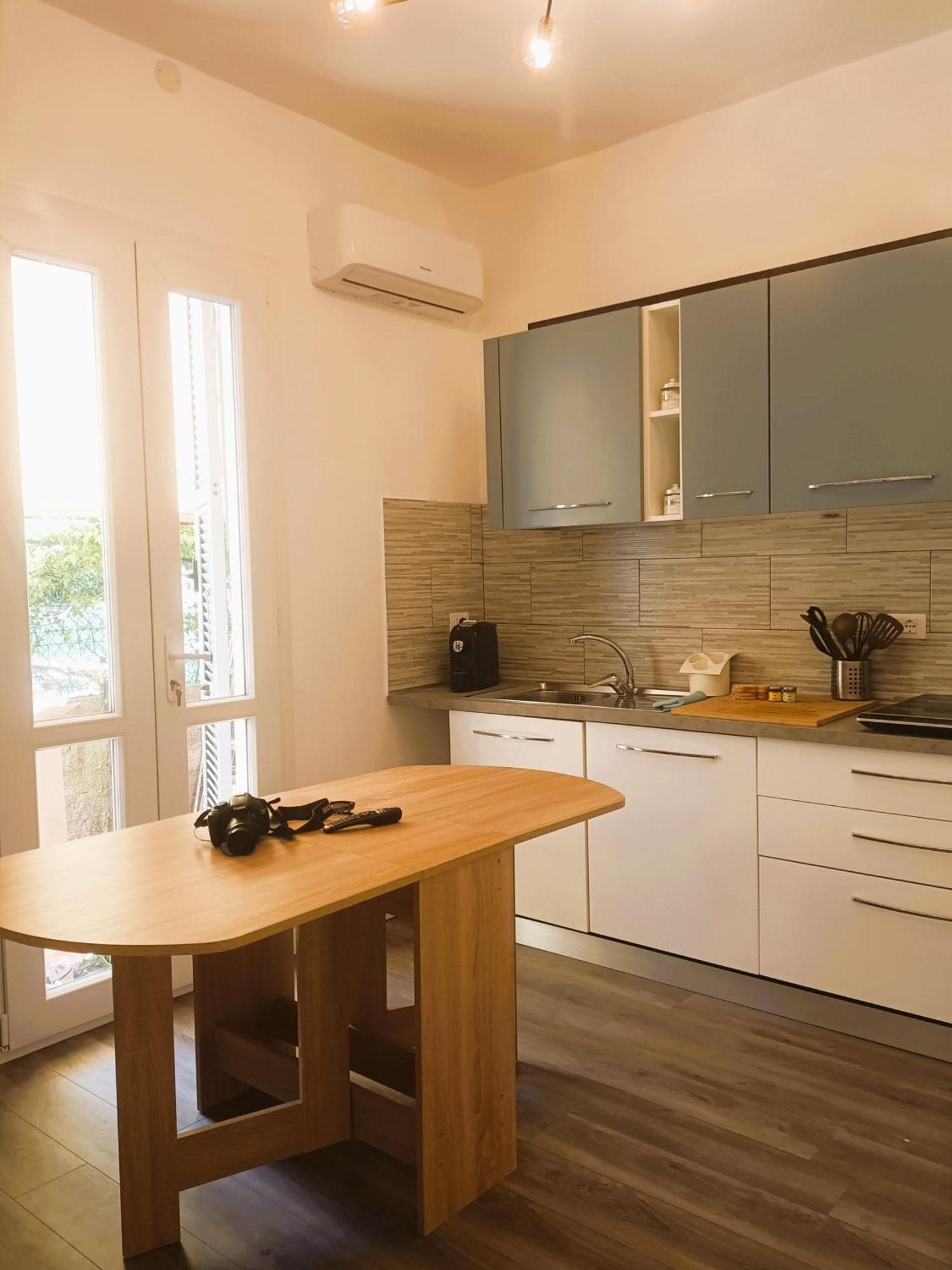 Rachele Guest House La Spezia Bagian luar foto
